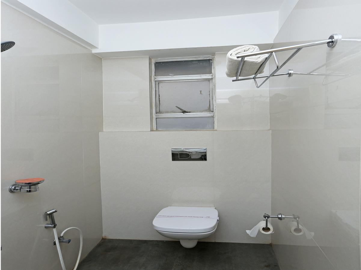 Hotel Amrit Regency Guwahati Buitenkant foto