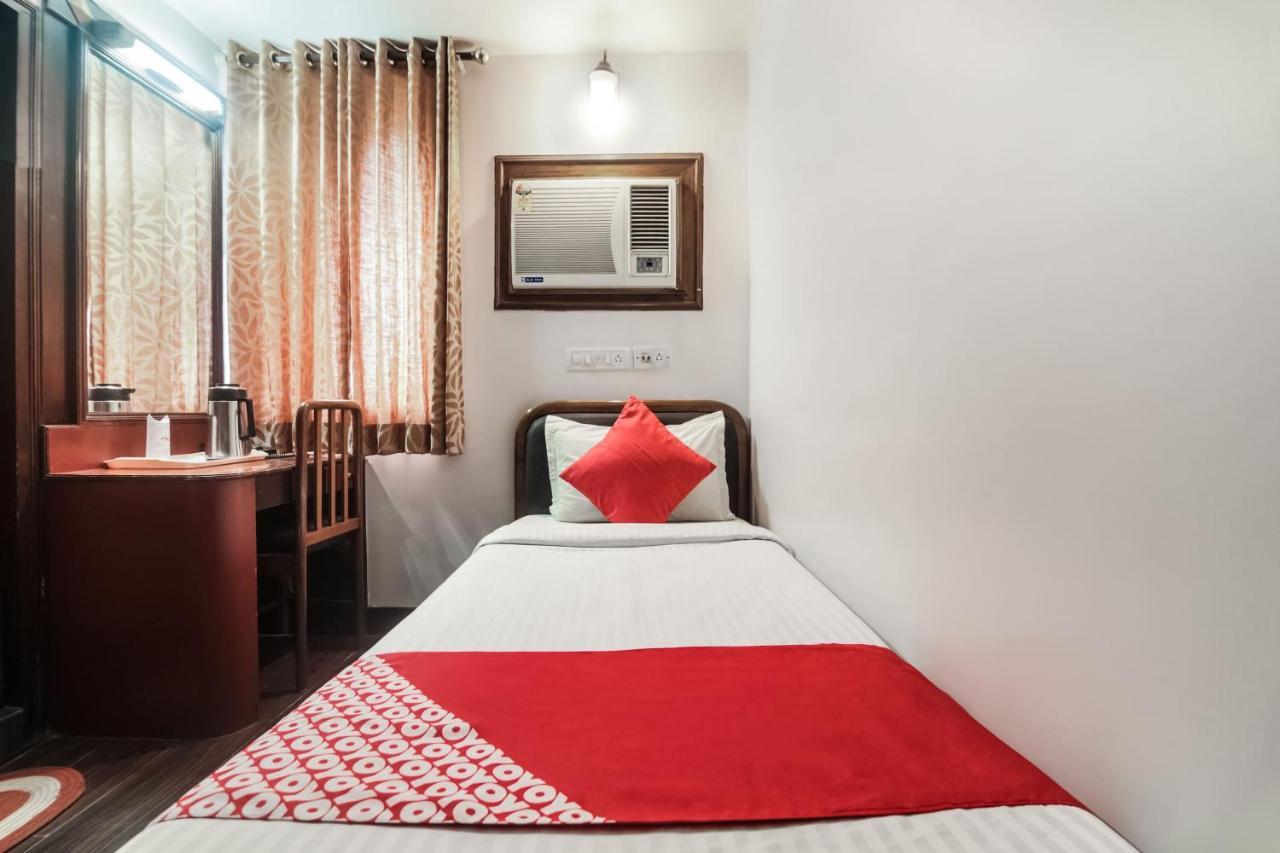 Hotel Amrit Regency Guwahati Buitenkant foto