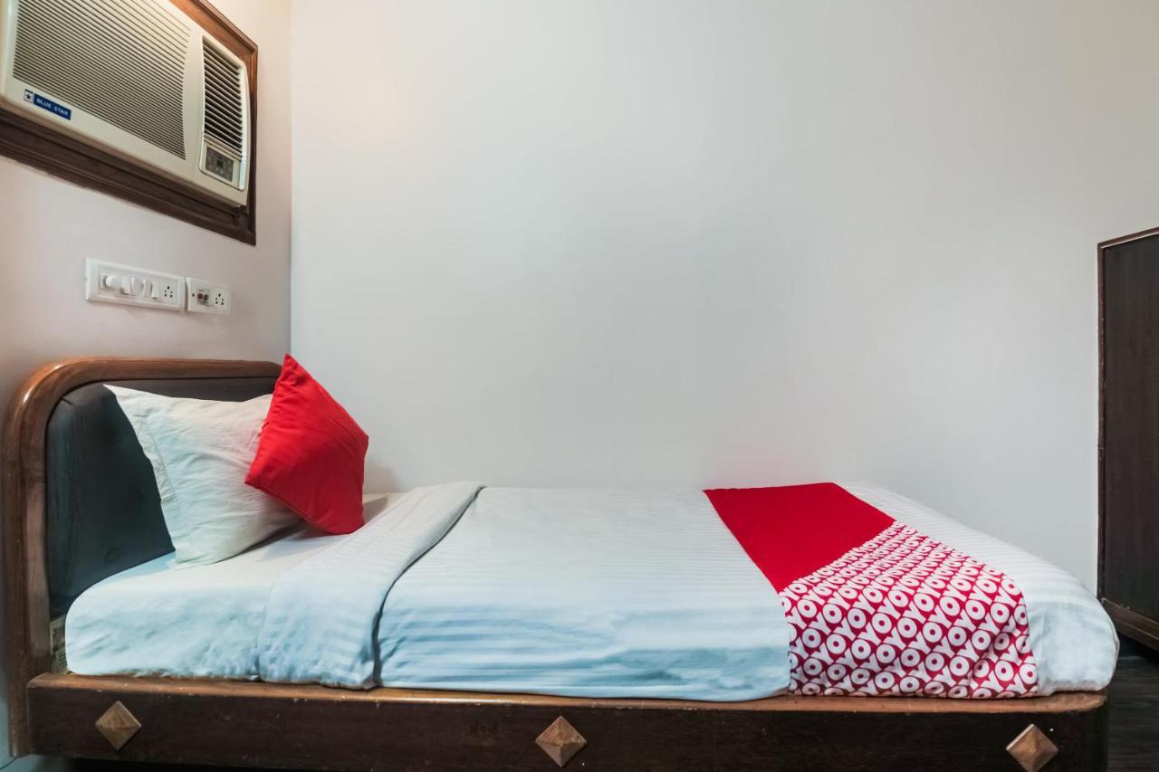 Hotel Amrit Regency Guwahati Buitenkant foto